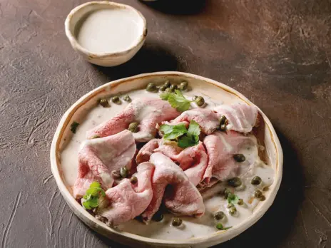 At the table: Vitello tonnato